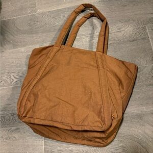 Light brown cloud baggu bag